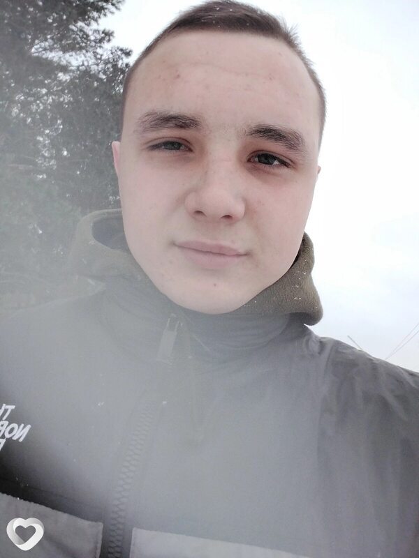 Андрей, 19, Прокопьевске — анкета №2668313