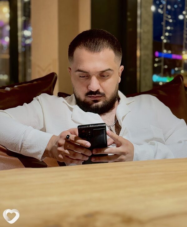 Эмин, 24, Москве — анкета №2668325