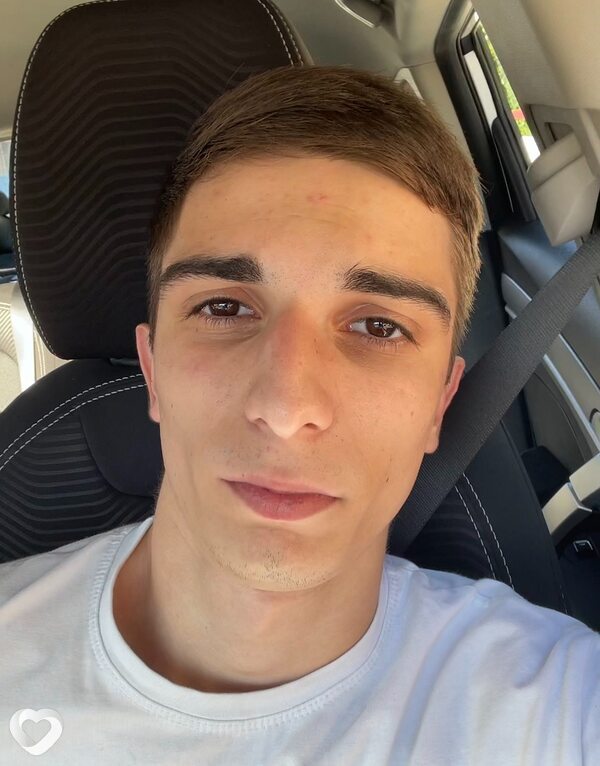 Денис, 22, Сочи — анкета №2668829