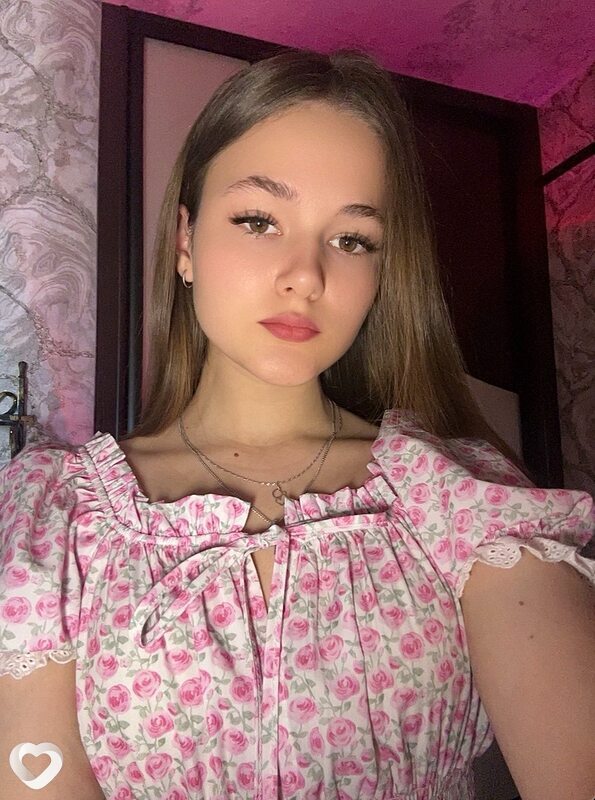 Полина, 19, Солигорске — анкета №2668365