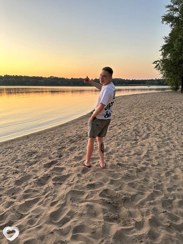 Алексей, 25, Саратове — анкета №2669336