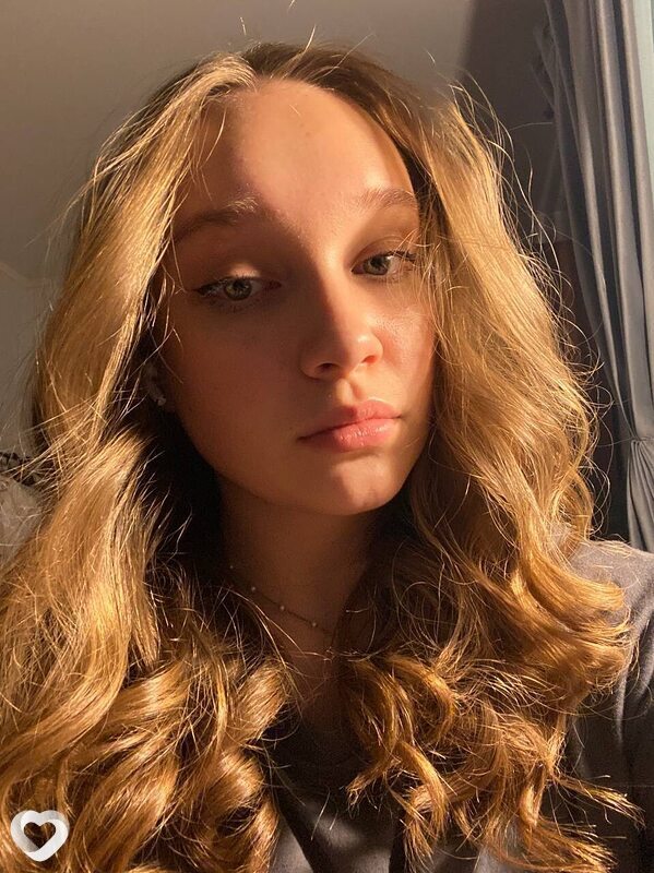 Даша, 22, Москве — анкета №2669830