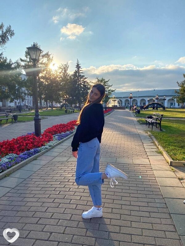 Полина, 21, Москве — анкета №2670093