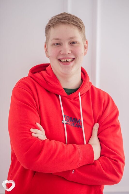Николай, 19, Санкт-Петербурге — анкета №2670338
