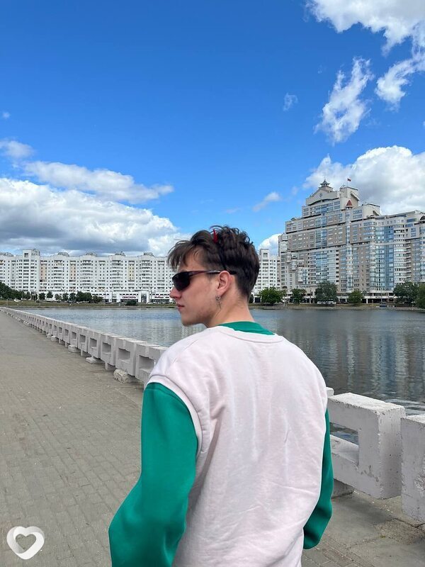 Евгений, 22, Сморгони — анкета №2670605