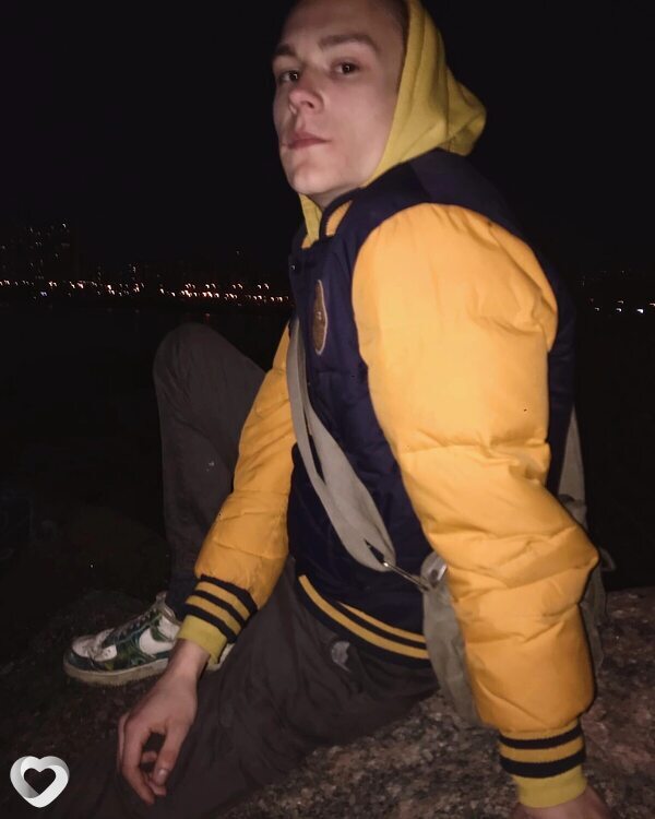 Илья, 23, Санкт-Петербурге — анкета №2670618