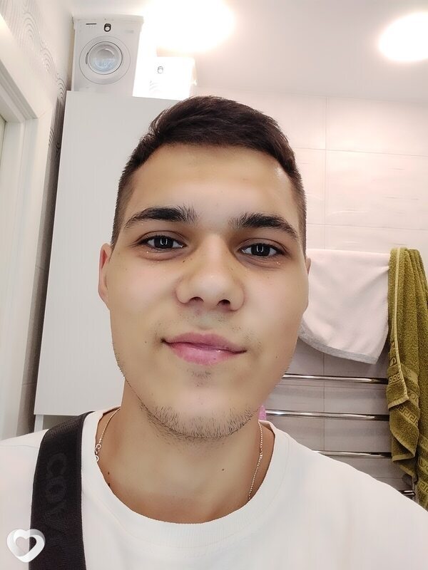 Ренат, 22, Краснодаре — анкета №2670796