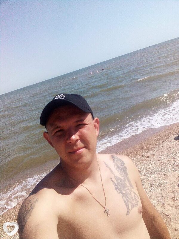 Александр, 33, Донецк (Ростовская Обл.) — анкета №2670727