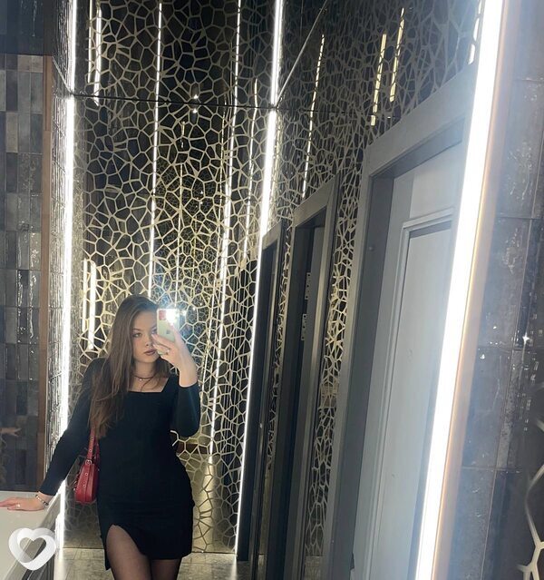 Лариса, 21, Сочи — анкета №2671140