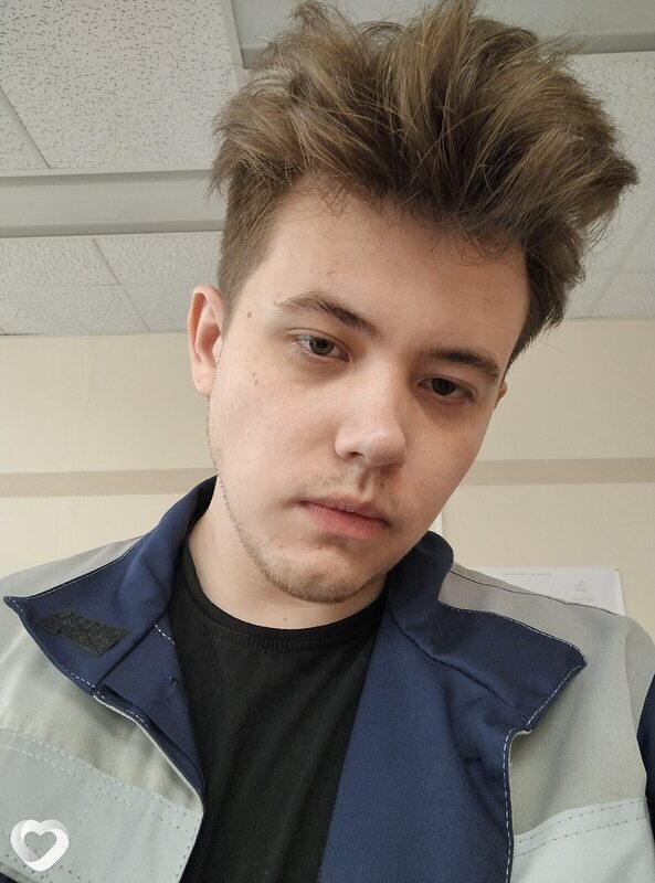 Анатолий, 23, Великом Новгороде — анкета №2671404
