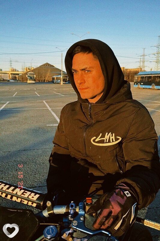 Лев, 25, Москве — анкета №2671239