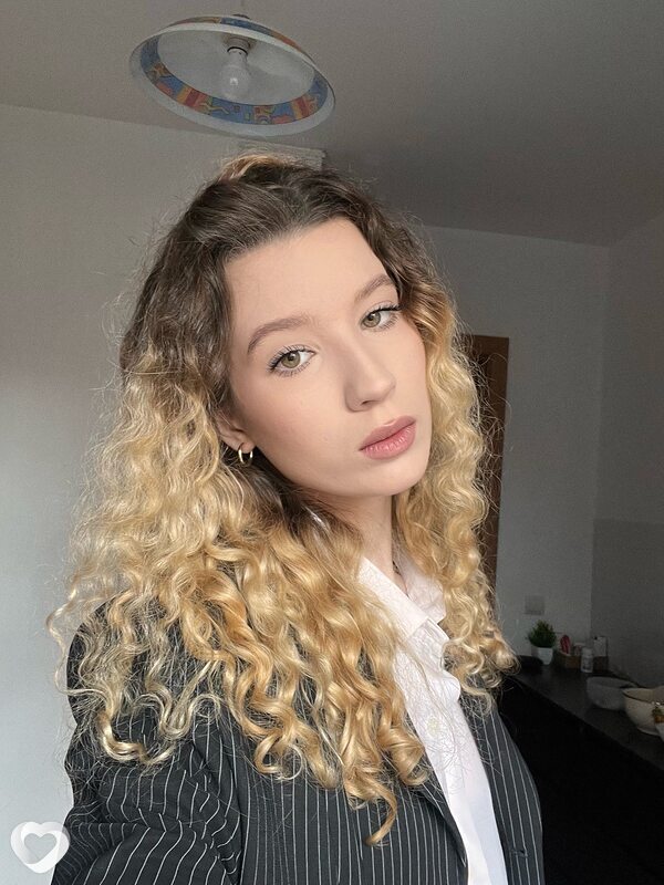 Ангелина, 20, Санкт-Петербурге — анкета №2671526