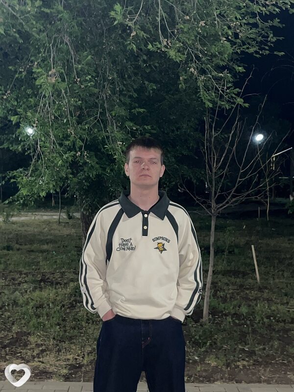 Алекс, 19, Новочеркасске — анкета №2671536