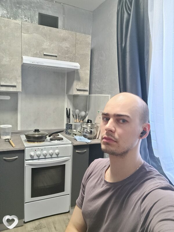 Глеб, 30, Воронеже — анкета №2671295