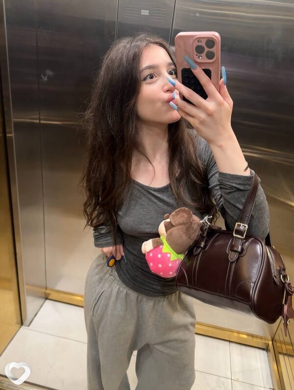 Анна, 20, Москве — анкета №2671250