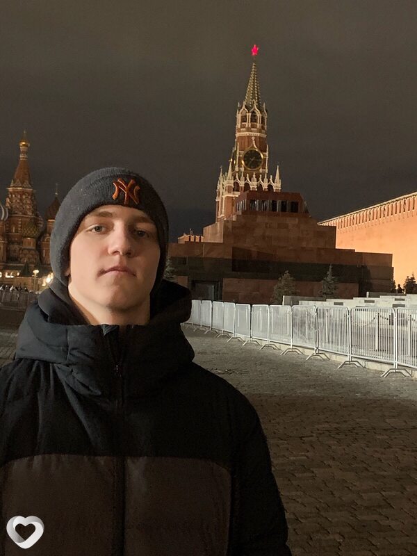 Илья, 24, Санкт-Петербурге — анкета №2671270