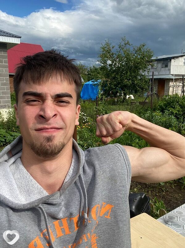Кирилл, 22, Москве — анкета №2671492