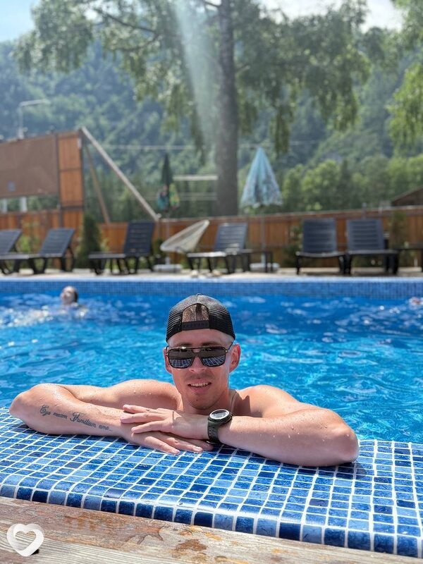 Евгений, 32, Новосибирске — анкета №2671459