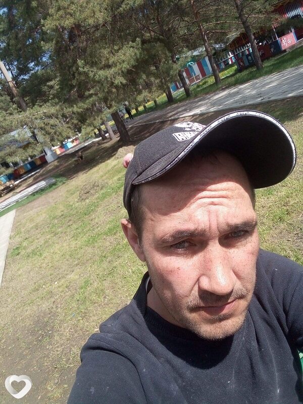 Павел, 38, Омске — анкета №2672085