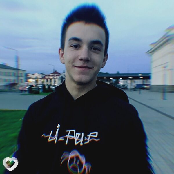 Артём, 23, Москве — анкета №2672354