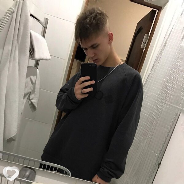 Дима, 19, Москве — анкета №2672559