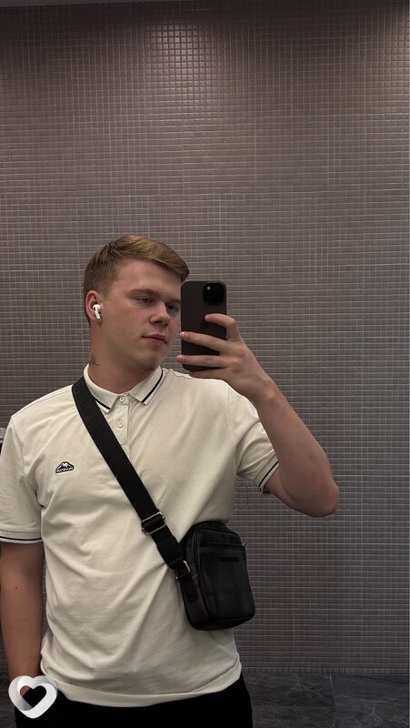 Кирилл, 19, Хабаровске — анкета №2673598