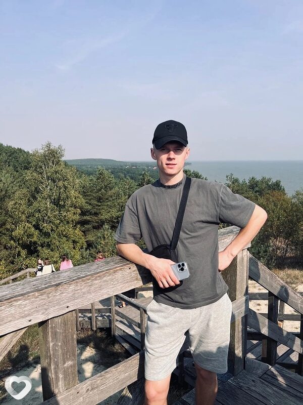 Дима, 26, Калининграде — анкета №2674036