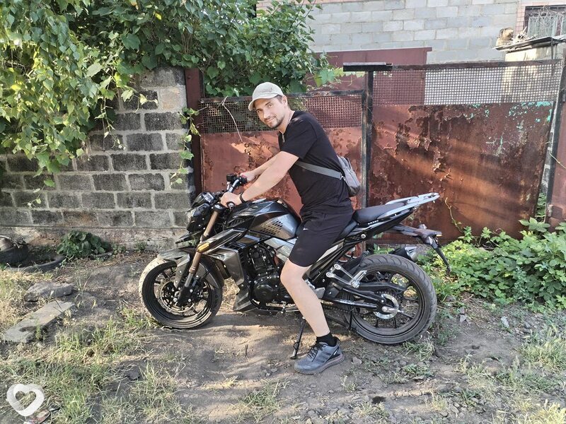 Виктор, 35, Горно-Алтайске — анкета №2674596