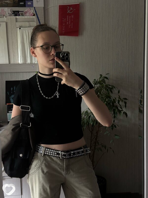 Алена, 19, Туле — анкета №2674751