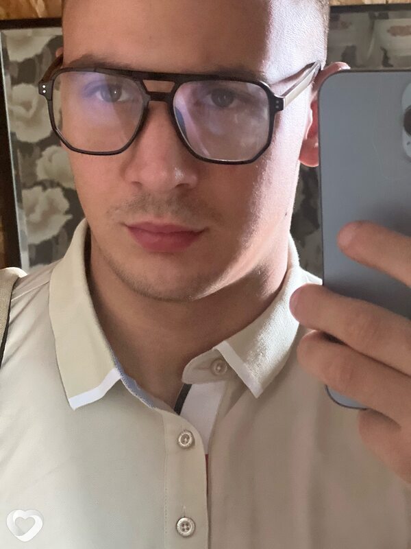 Александр, 25, Гомеле — анкета №2675600
