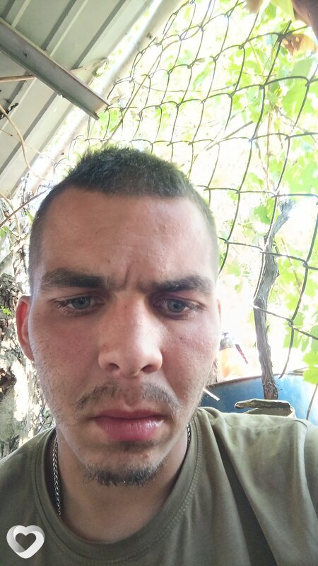 Алекс, 26, Донецке — анкета №2675580