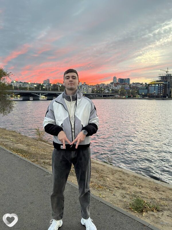 Иван, 22, Воронеже — анкета №2675738