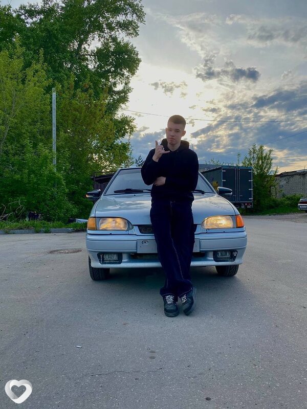 Artem, 19, Заволжье — анкета №2675963