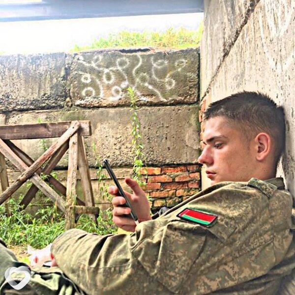 Витя, 21, Речице — анкета №2676379