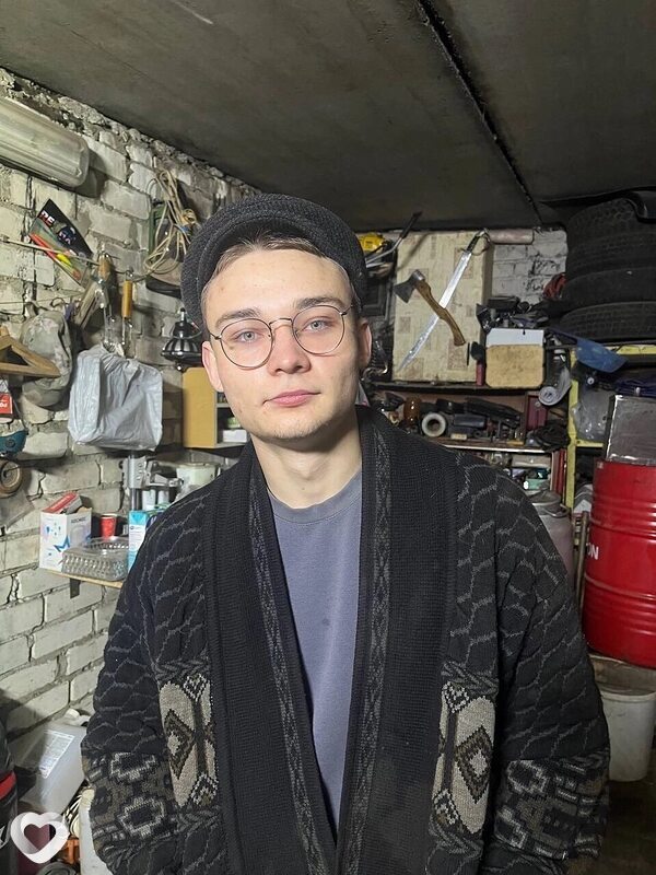 Иван, 22, Железногорске — анкета №2677105