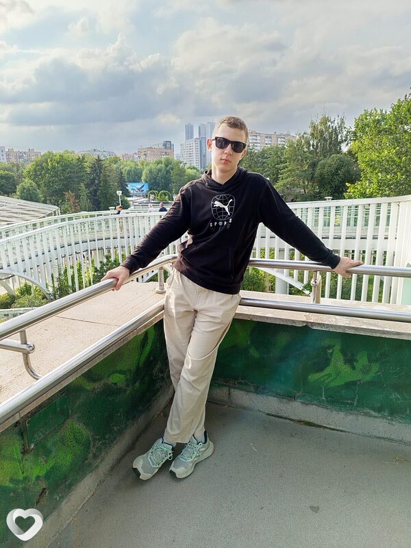 Никита, 22, Москве — анкета №2676866