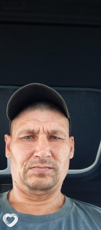 Виктор, 47, Ершове — анкета №2678143