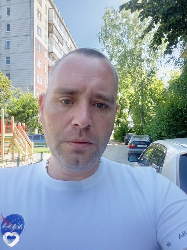 Слава, 33, Томске — анкета №2677643