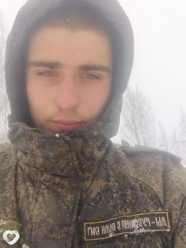 Михаил, 23, Уссурийске — анкета №2677769