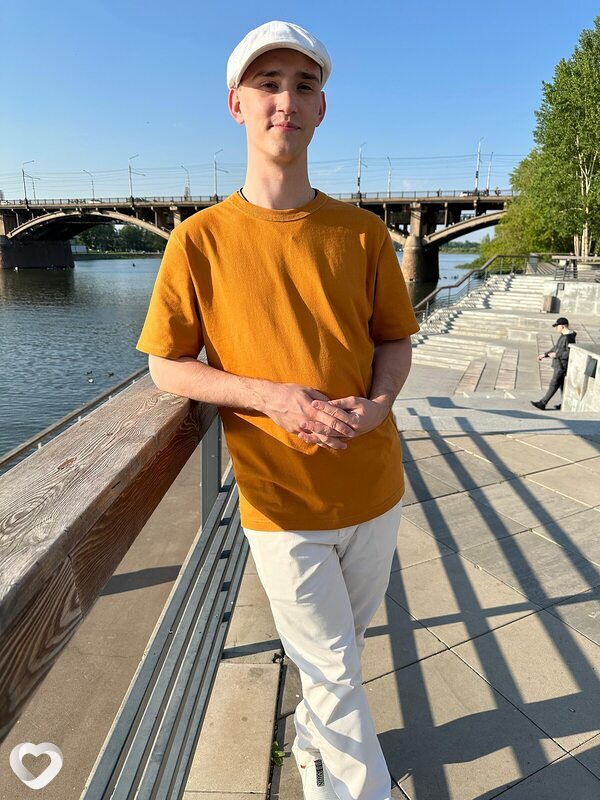 Михаил, 22, Санкт-Петербурге — анкета №2678088