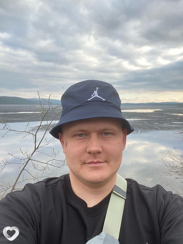 Михаил, 27, Североморске — анкета №2678573