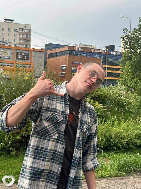 Игорь, 20, Москве — анкета №2678791