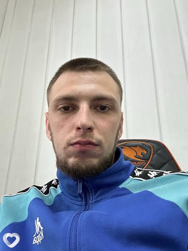 Роман, 23, Бийске — анкета №2679618