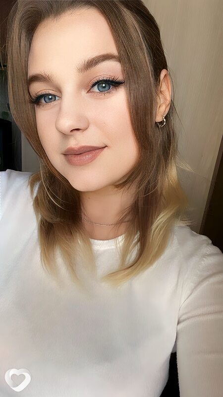 Арина, 24, Новосибирске — анкета №2679143
