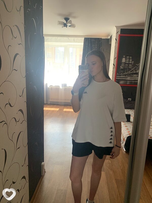 Вика, 23, Пинске — анкета №2679540