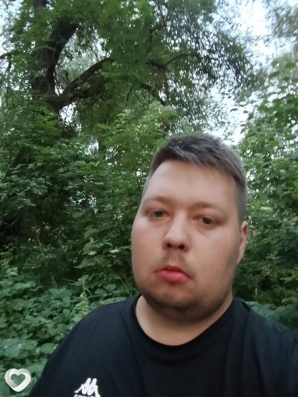 Виктор, 26, Пятигорске — анкета №2679560