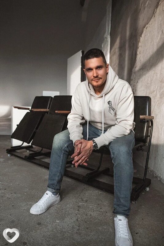 Денис, 34, Артеме — анкета №2679563