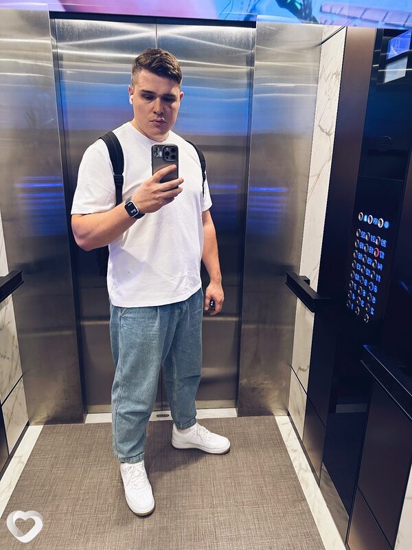 Дмитрий, 32, Москве — анкета №2679779