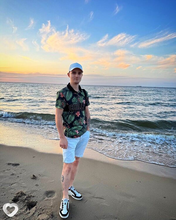 Максим, 27, Запорожье — анкета №2679852