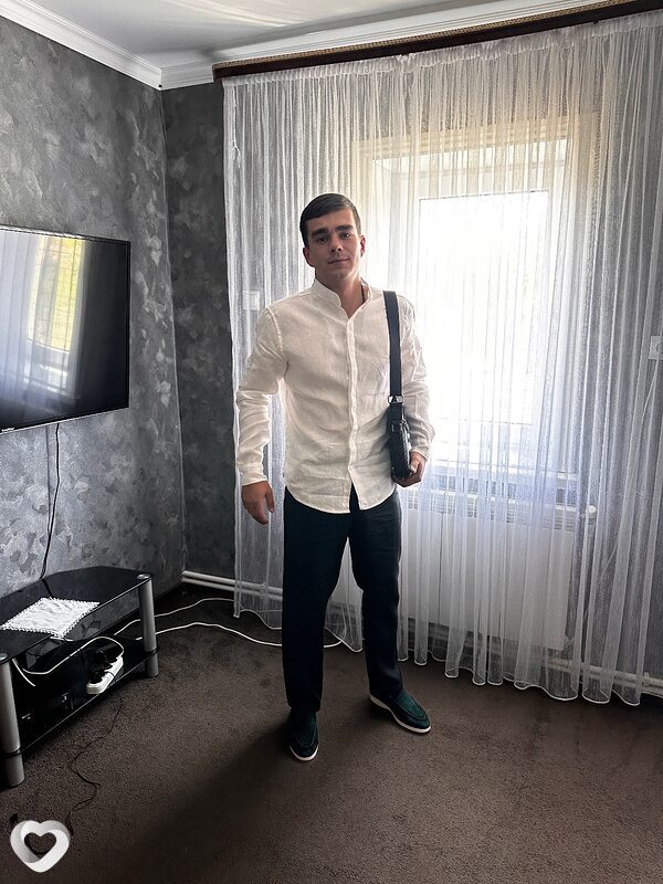 Андо, 25, Адлер — анкета №2679835